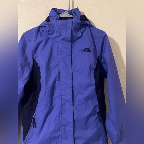 The North Face Women's Purple Utility Jacket - Picture 4 of 8